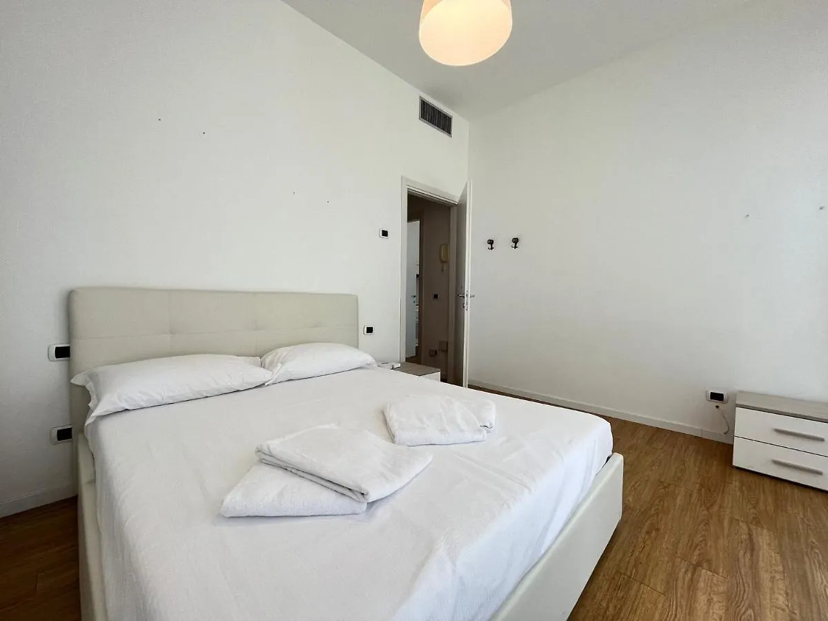 Kibilu - Via Stampa - City Centre - Duomo Milan Apartment